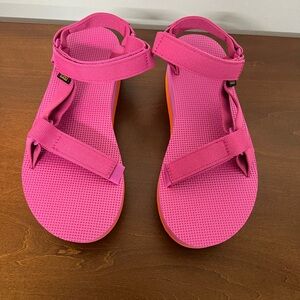 Teva Pink & Orange Platform Sandals - Like New - Size 9